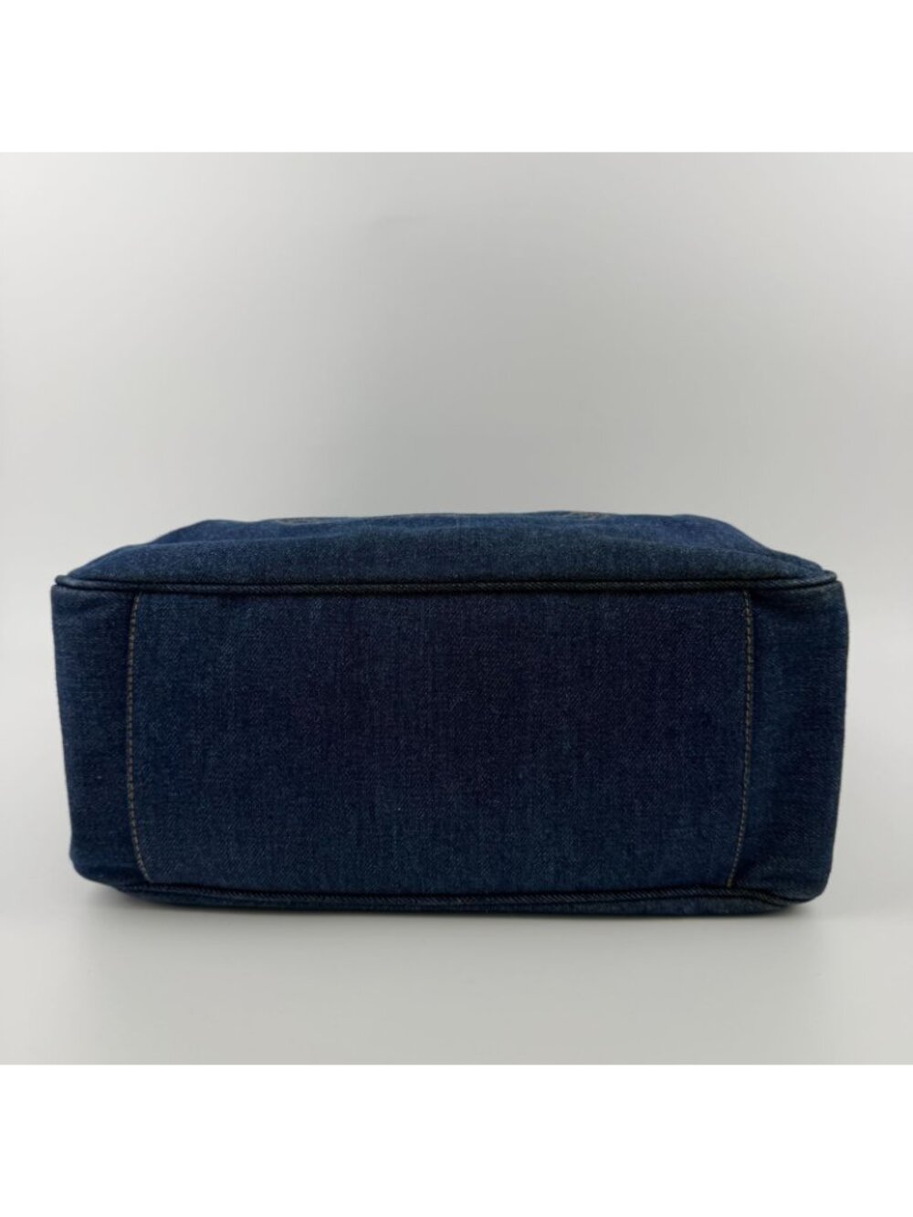 ★SOLD★ Chanel CC Logo Handbag Blue Denim Vintage - Picture 6 of 15